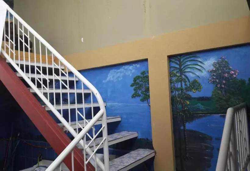 تختخواب و صبحانه Cabina Arsol