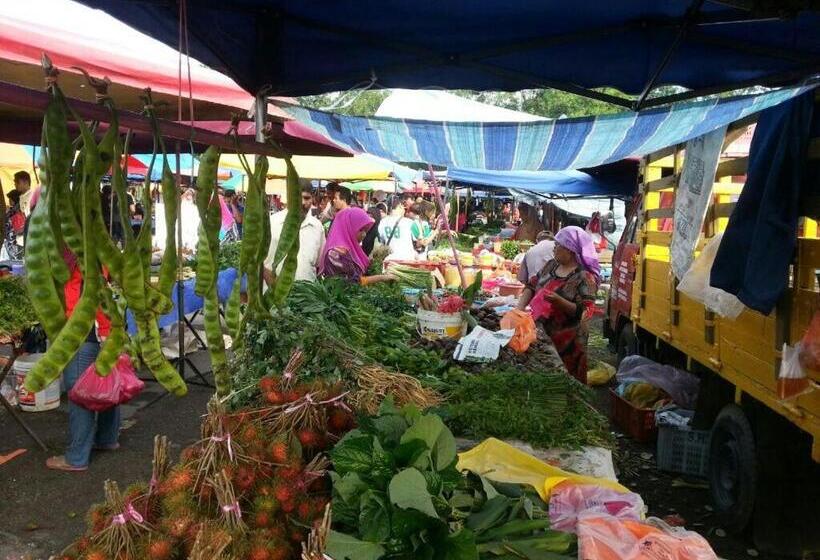 Casa Hotel Near Klia 1