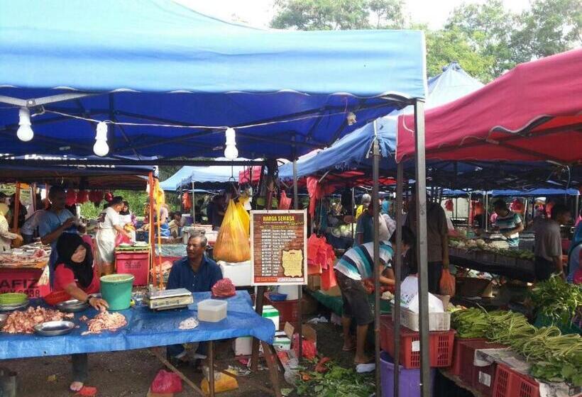 Casa Hotel Near Klia 1