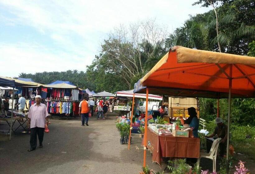 Casa Hotel Near Klia 1