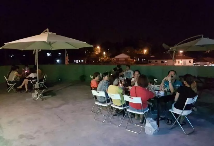 Casa Hotel Near Klia 1