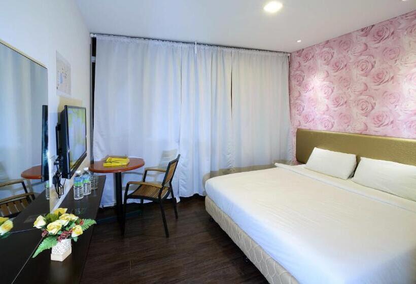 Casa Hotel Near Klia 1