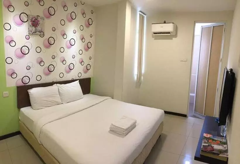 Casa Hotel Near Klia 1