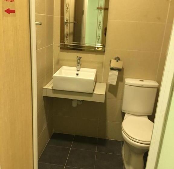 Casa Hotel Near Klia 1