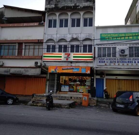 Casa Hotel Near Klia 1