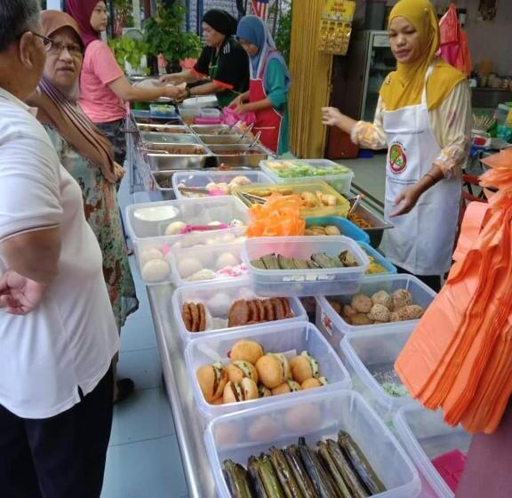 Casa Hotel Near Klia 1