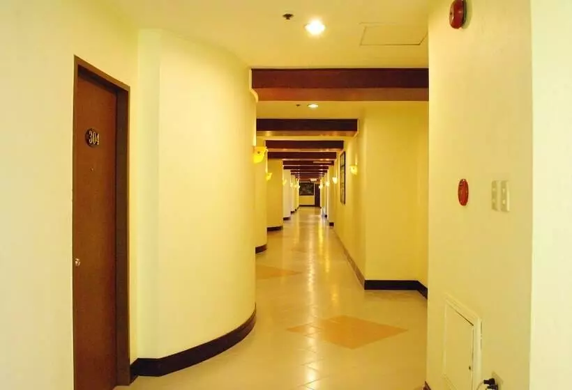 هتل Country Village