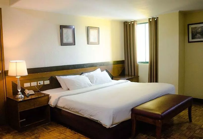 هتل Country Village