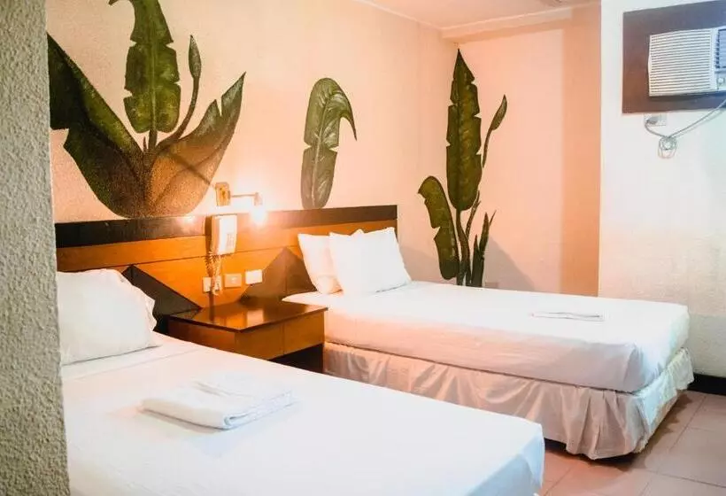 هتل Country Village