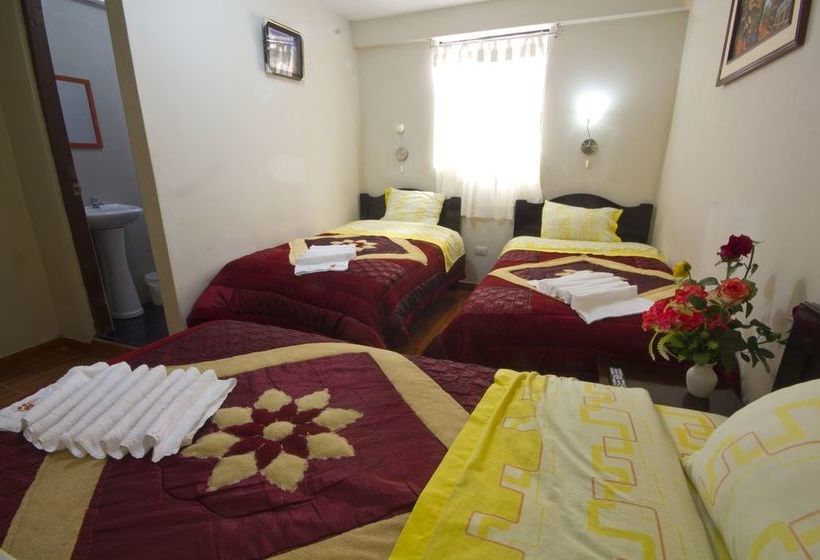 Hotel Hostal Dennys House