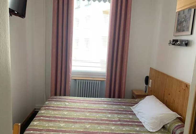 هتل Hôtel Le National