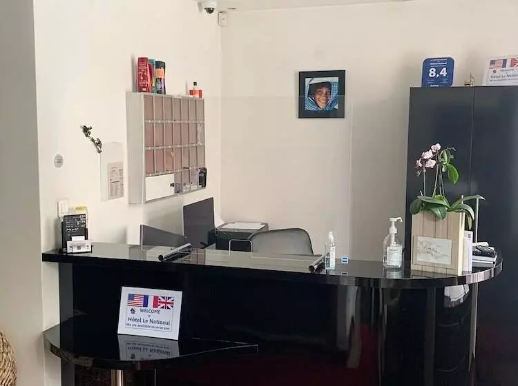 هتل Hôtel Le National