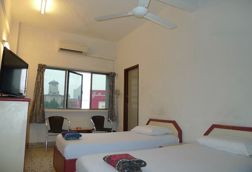 בית מלון כפרי J.b