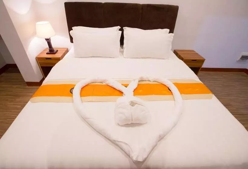 Отель Secrets Cambodia