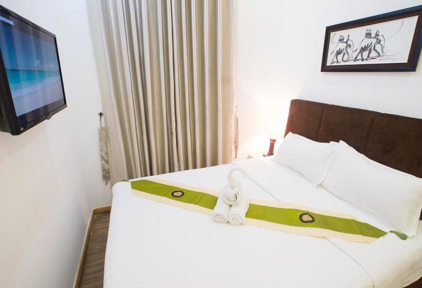 בית מלון כפרי Secrets  Cambodia