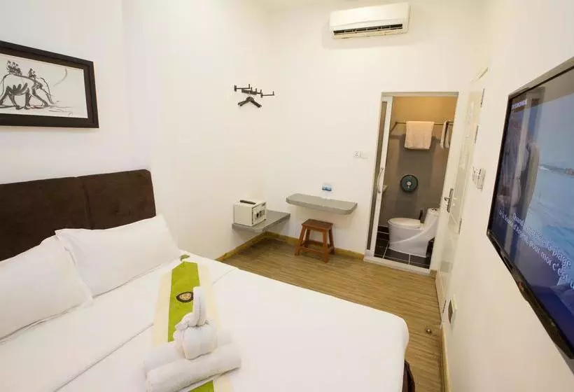 Отель Secrets Cambodia