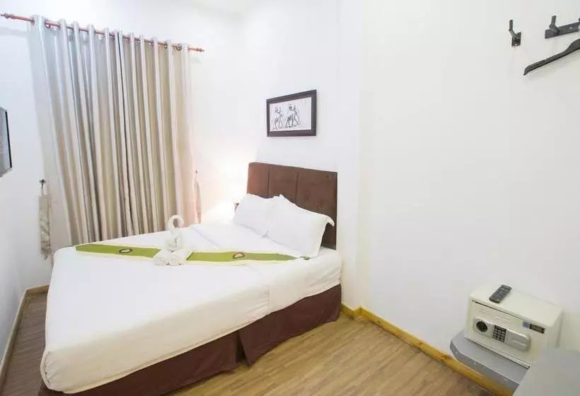 Отель Secrets Cambodia