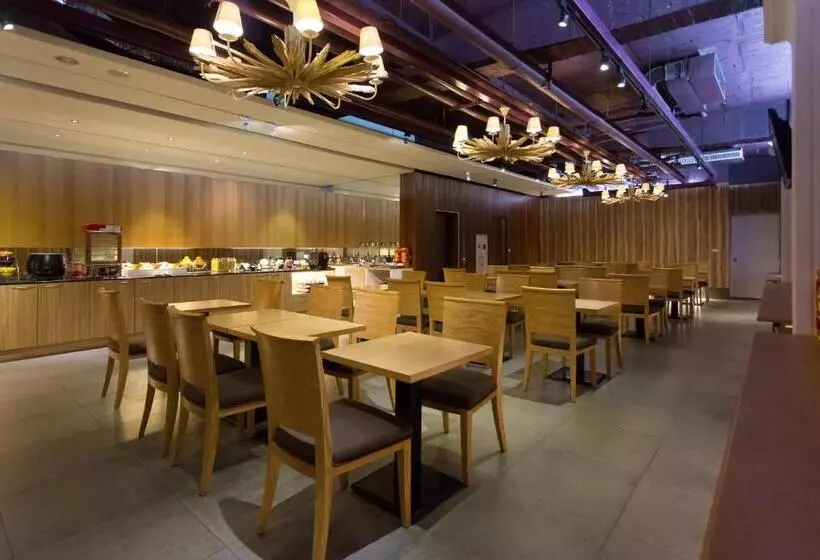 هتل 麗馨商旅七賢館