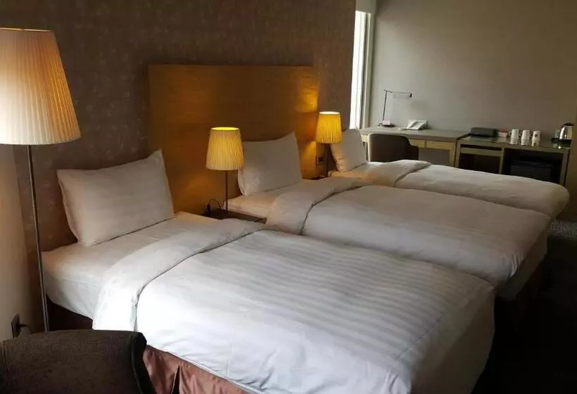هتل 麗馨商旅七賢館