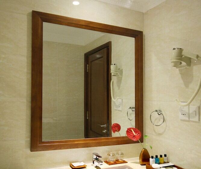 هتل Nha Trang Palace