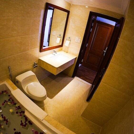 هتل Nha Trang Palace