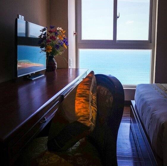 هتل Nha Trang Palace