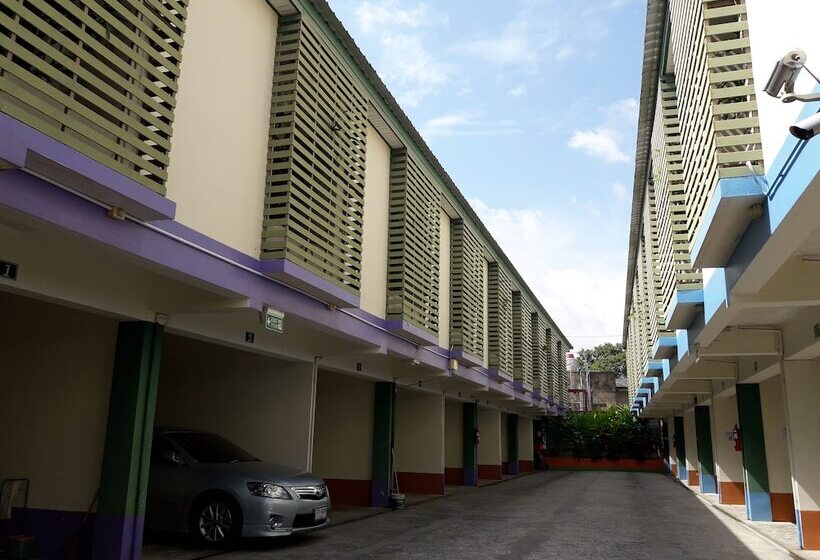 בית מלון כפרי Pb Resort Hat Yai