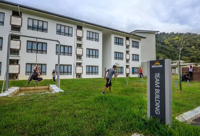 Отель ērya By Suria Hot Spring Bentong