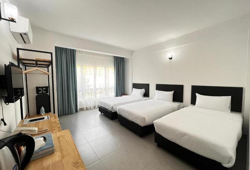 Hotel ērya By Suria Hot Spring Bentong