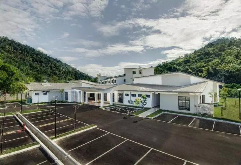 Отель ērya By Suria Hot Spring Bentong