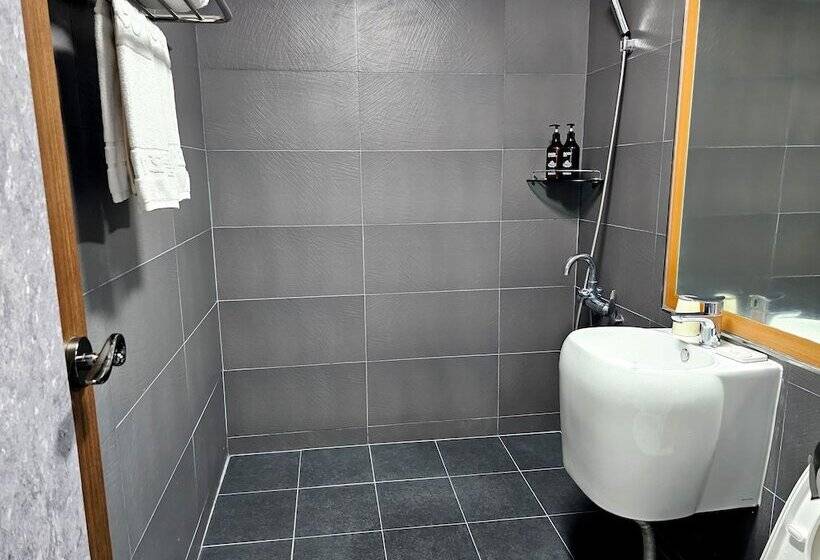 Sea Cliff Hotel Jeju