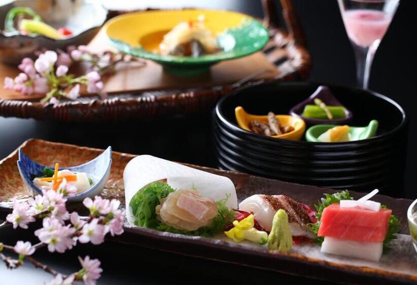 Hotel Oku Yugawara Tsubaki