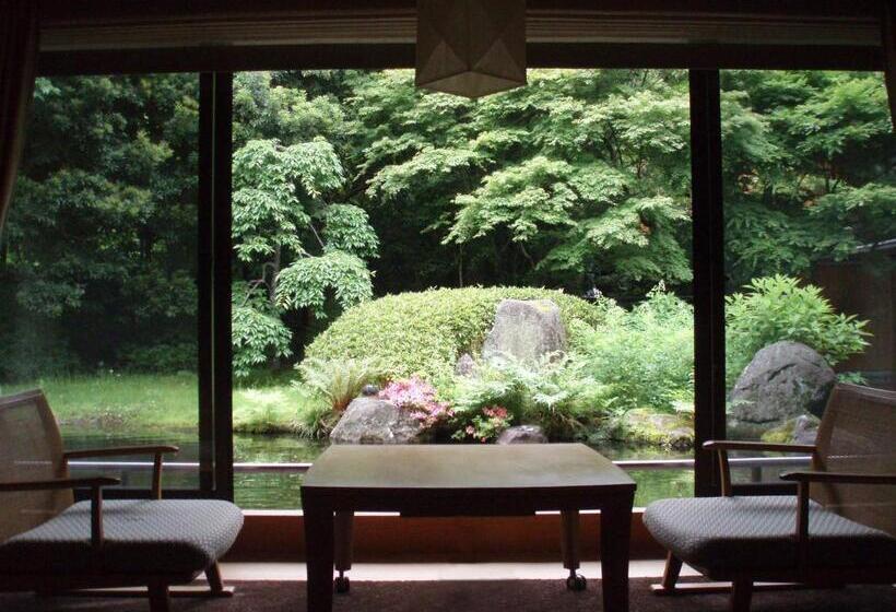 Hotel Oku Yugawara Tsubaki