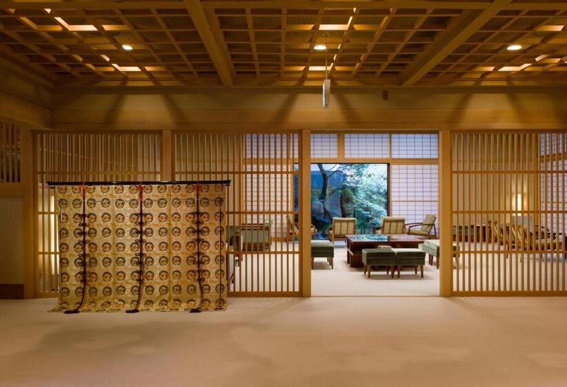 Hotel Oku Yugawara Tsubaki