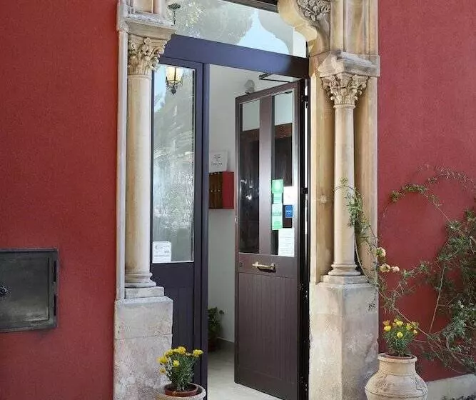 בית מלון כפרי Villa Astoria