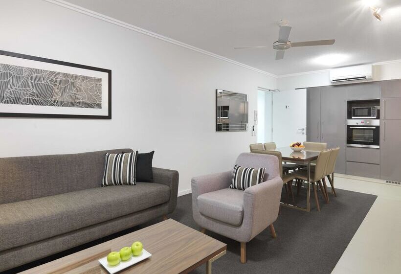 Oaks Mackay Carlyle Suites