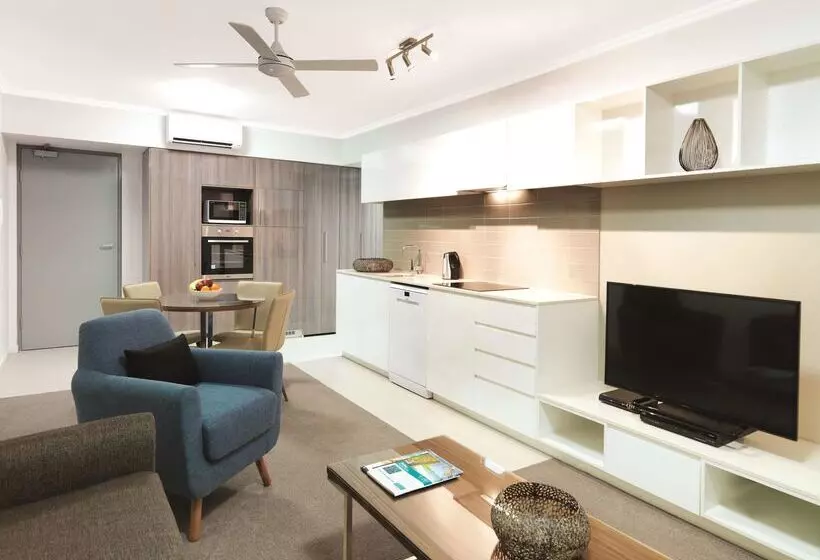 Oaks Mackay Carlyle Suites