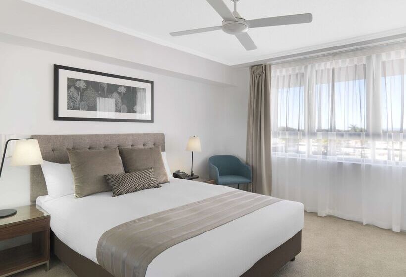 Oaks Mackay Carlyle Suites