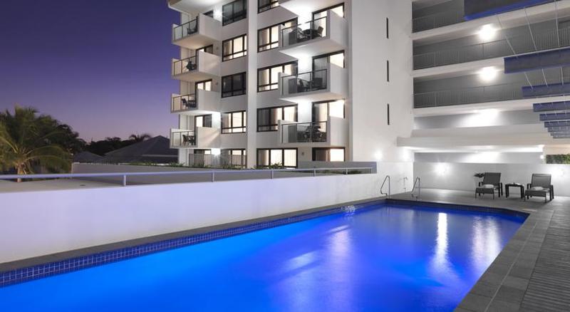 Oaks Mackay Carlyle Suites