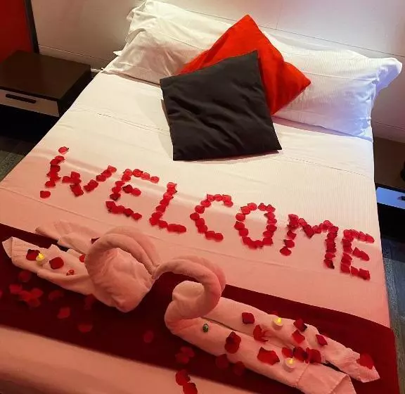 膳宿费 Chroma Exy Chroma Italy