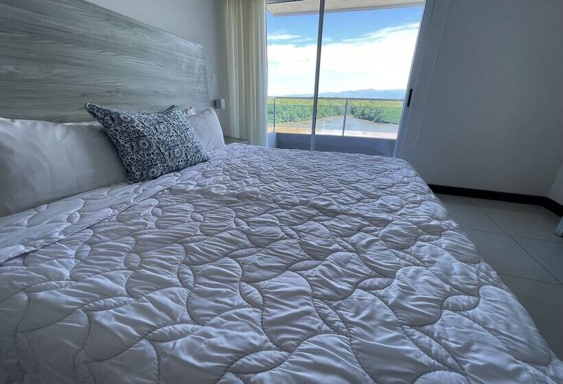 منتجع Puerto Azul