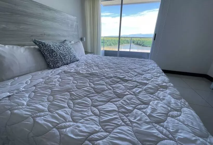 استراحتگاه Puerto Azul