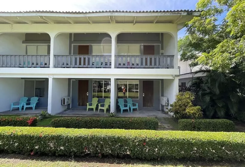 استراحتگاه Puerto Azul