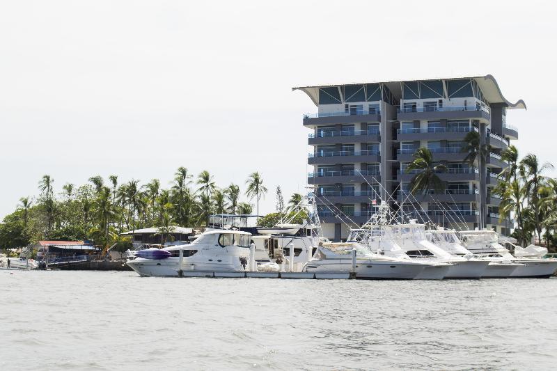 منتجع Puerto Azul