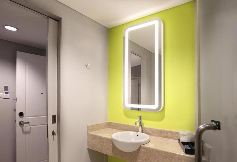 Shakti Hotel Bandung