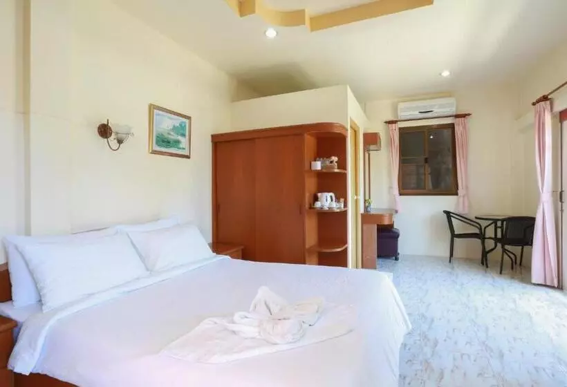 ユースホステル Khun Ying House