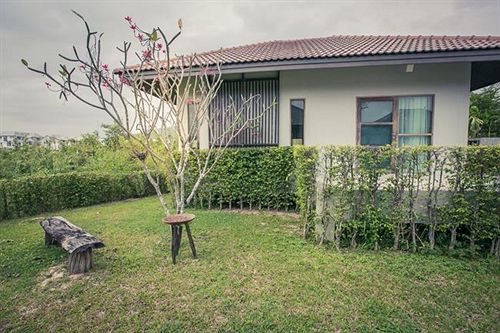 Anantanaka Hua Hin Resort