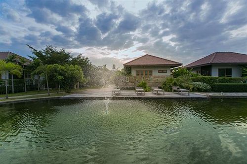 Anantanaka Hua Hin Resort