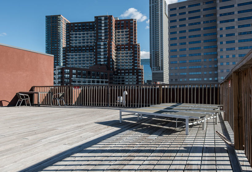 Dharma Home Suites Jc At Grove Station