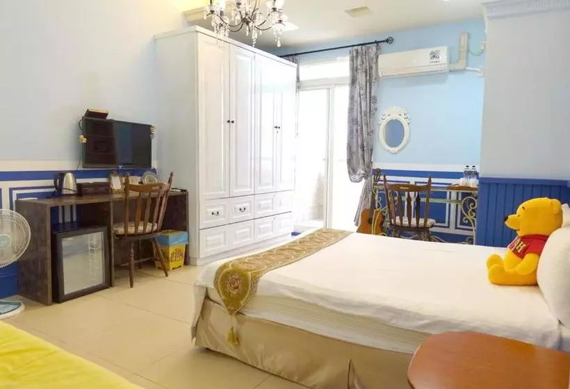 هتل Aman Theme Suite Arena Hall